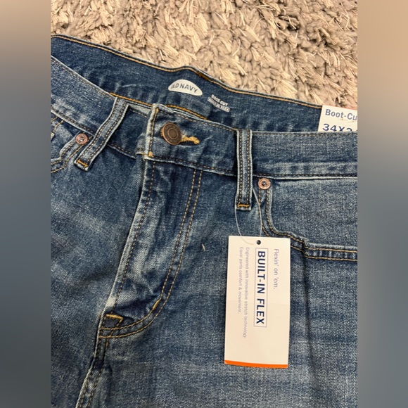 NWT Old Navy men’s boot cut jeans. 34x34.  Built in flex. - Picture 2 of 4